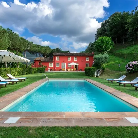 Coselli's Luxury Villa *